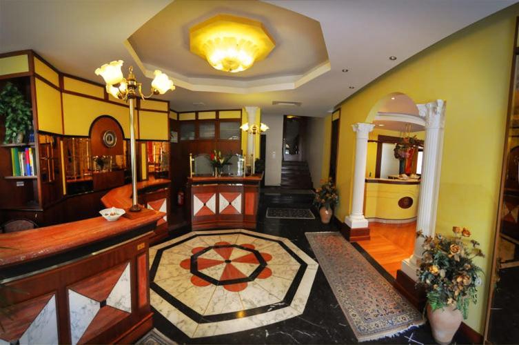 סן בנדטו דל טרנטו Hotel Regent - In Pieno Centro מראה חיצוני תמונה