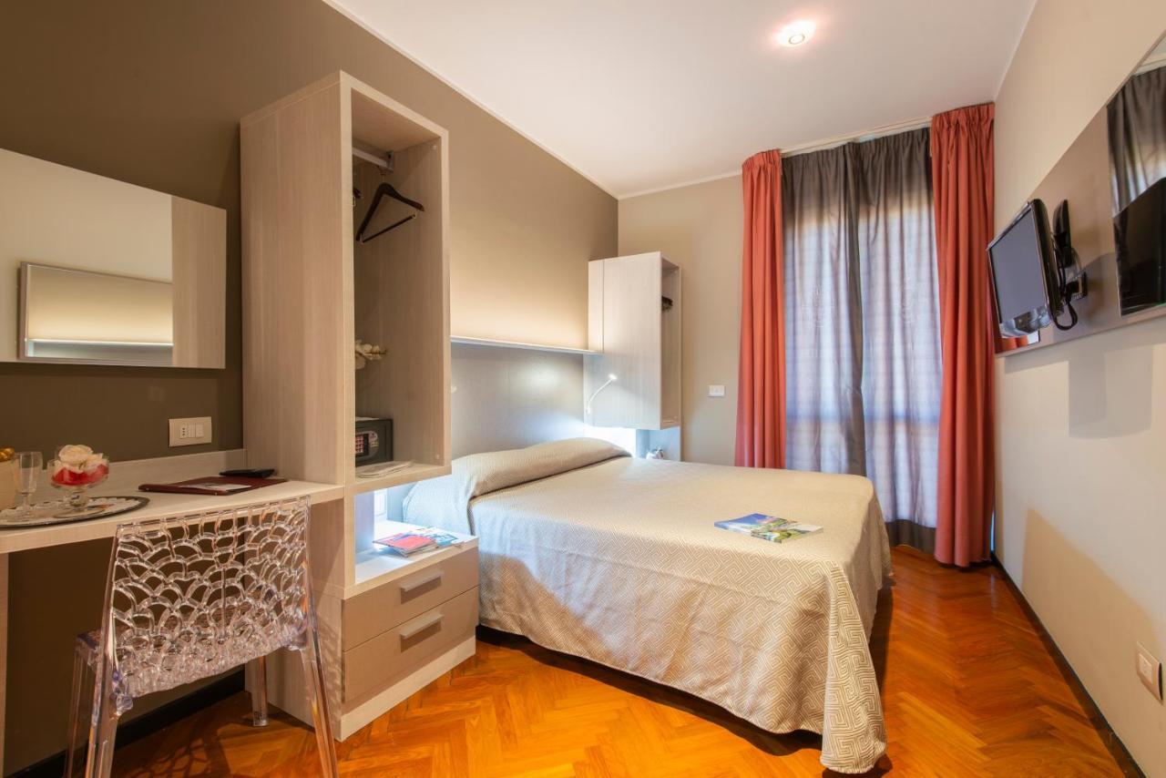 סן בנדטו דל טרנטו Hotel Regent - In Pieno Centro מראה חיצוני תמונה